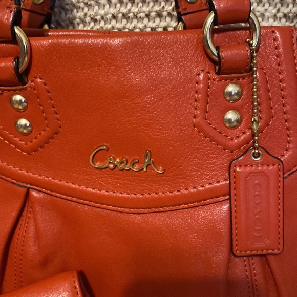 Gorgeous 2 pc matching coach bag and wallet set 😍😍😍 - Picture 4 of 17